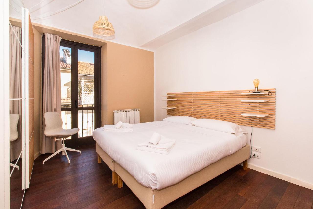 Colorful Statuto Square Design Apart Apartment Turin Ngoại thất bức ảnh